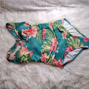 Kona Sol one piece Hawaiian print swimsuit sz M